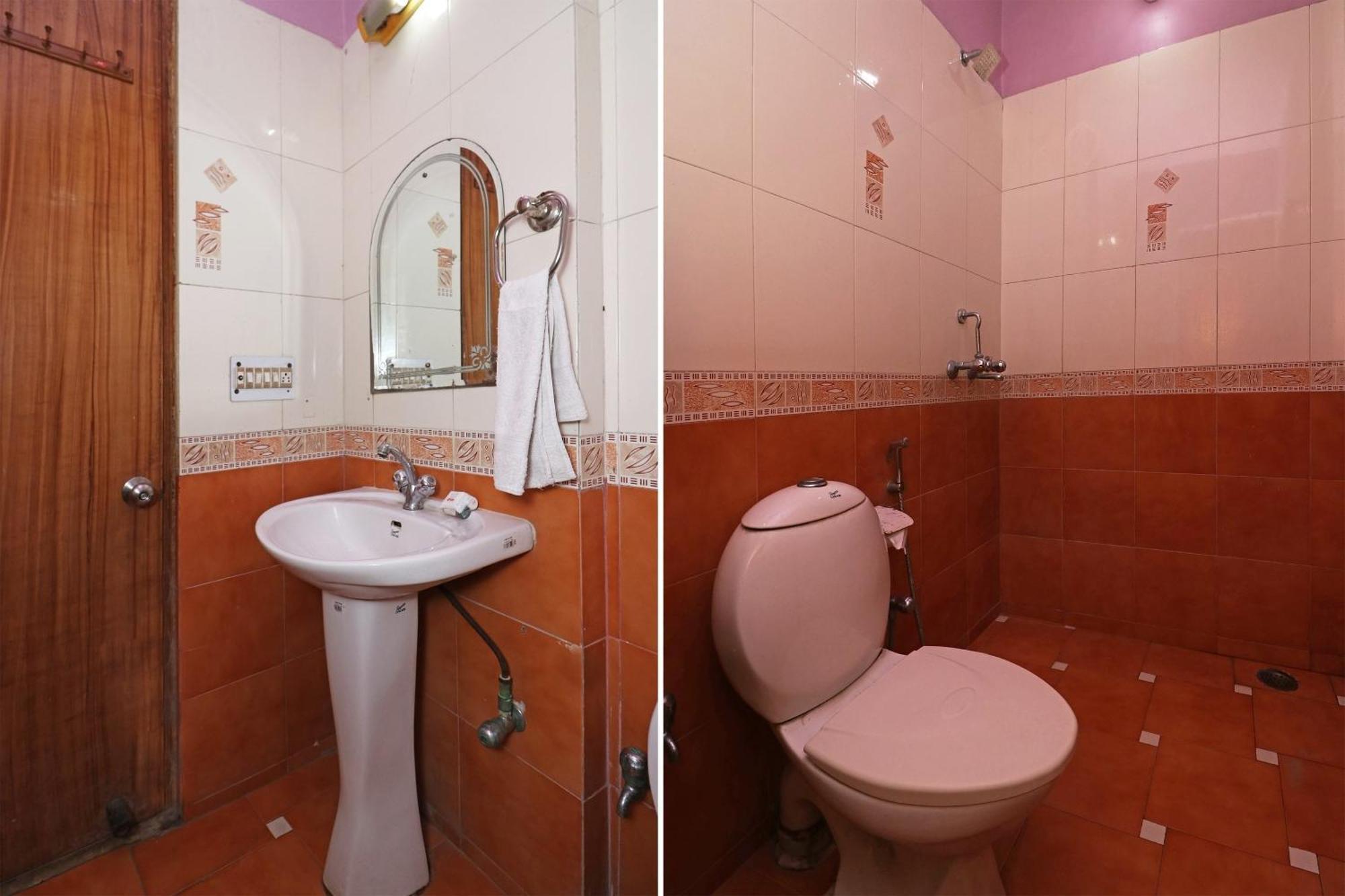 Townhouse Satguru Enclave Road Gurgaon Hotel Jamb Bagian luar foto