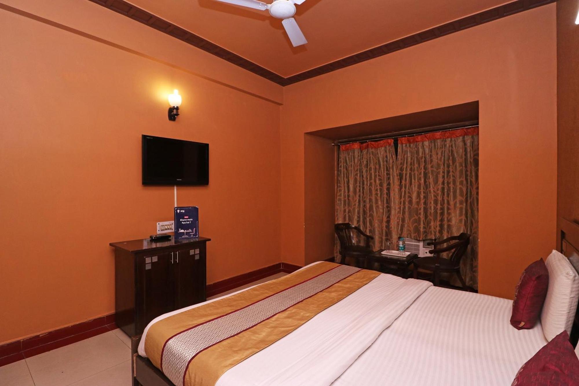 Townhouse Satguru Enclave Road Gurgaon Hotel Jamb Bagian luar foto